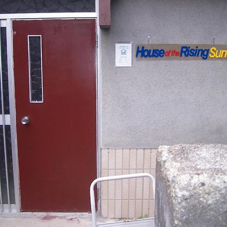 فندق House Of The Rising Sun تاكاتسوكي المظهر الخارجي الصورة